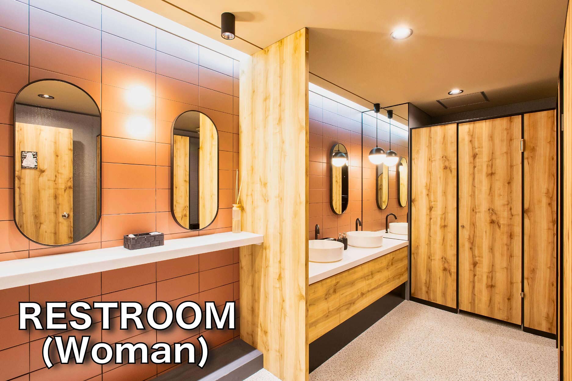 フロア内の画像 - 男女別のトイレとなっております。グリーンバックスタジオ／ライブ配信は東京・都内「EXスタジオ麹町」