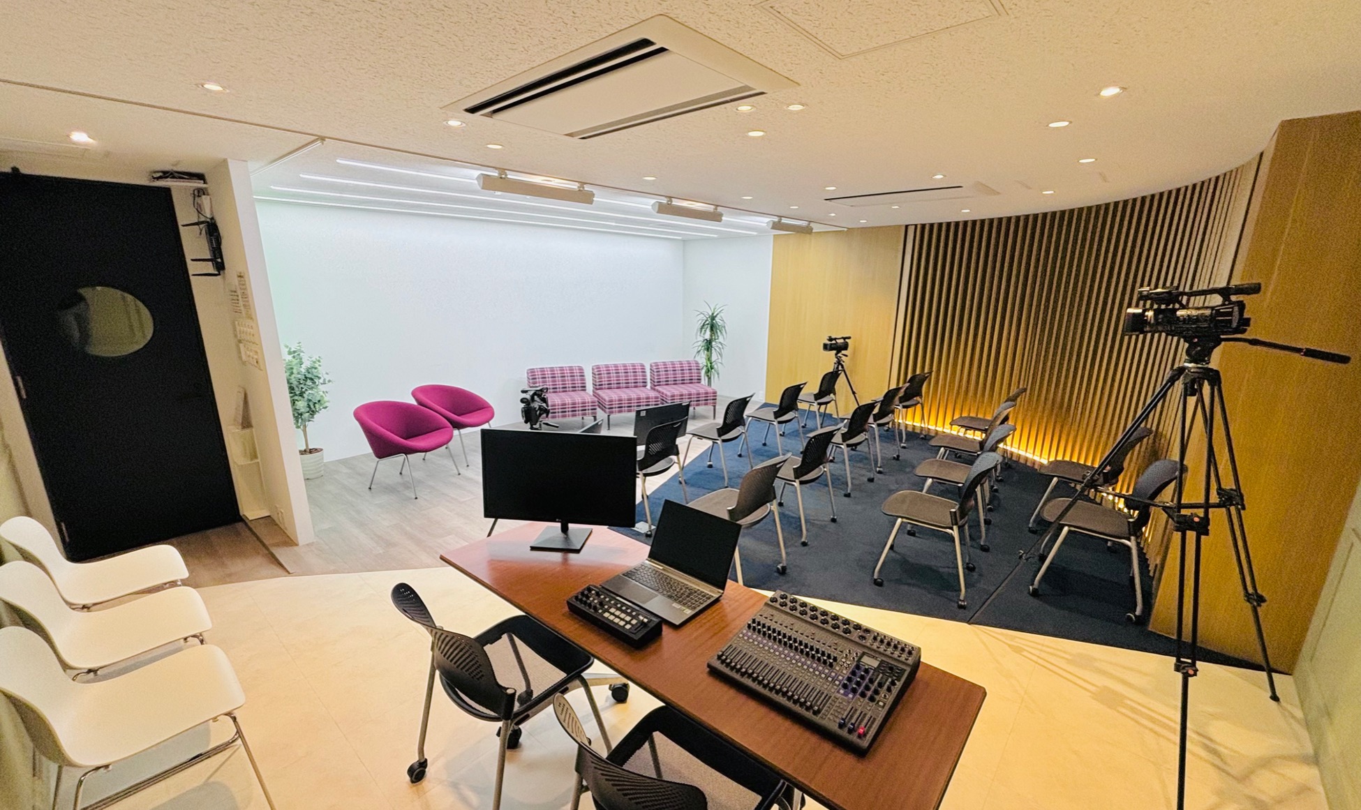StudioDの画像 - 有観客のイベントやハイブリット配信もできます。
